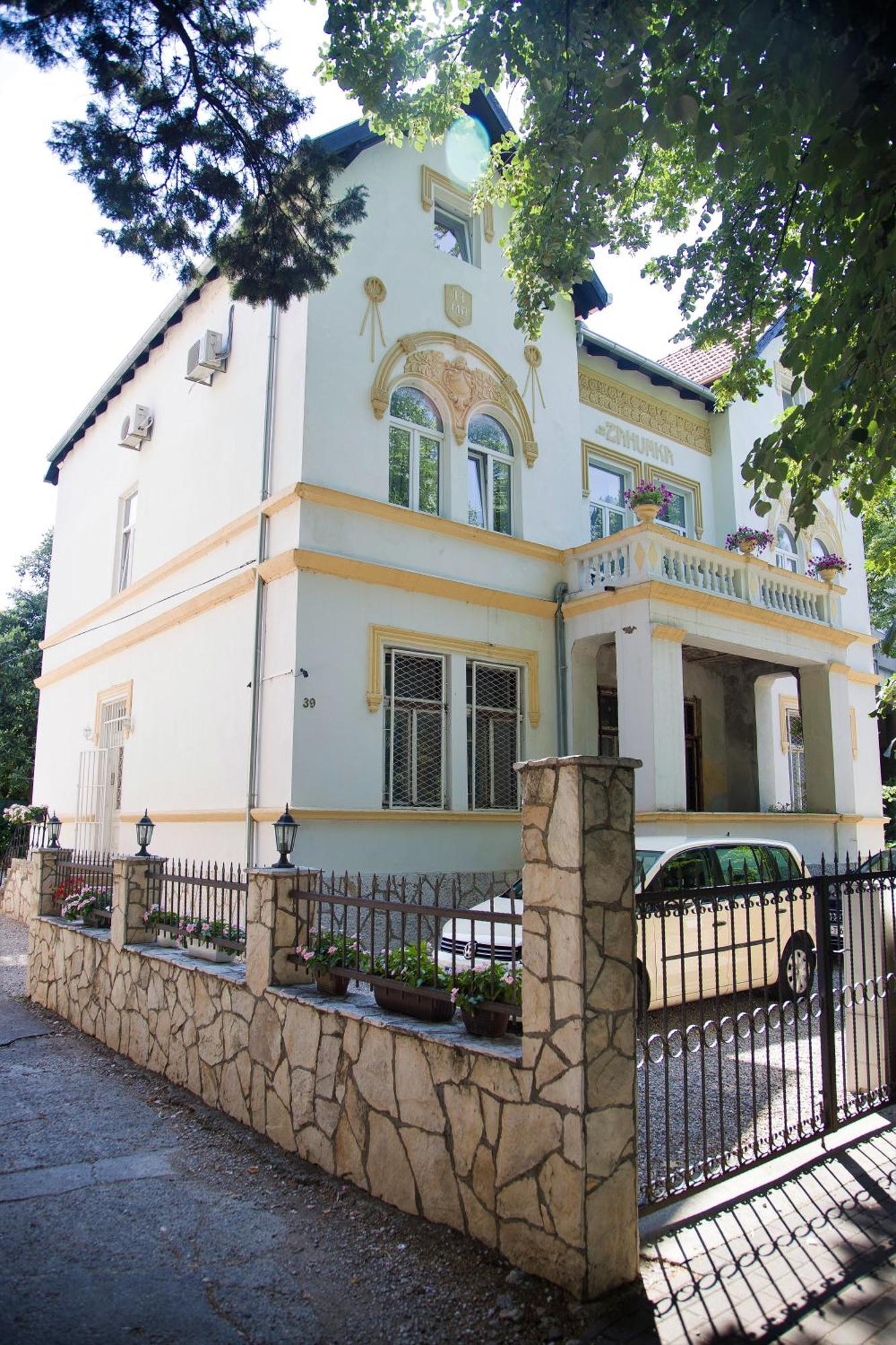 Vila Zahumka Мостар Екстериор снимка